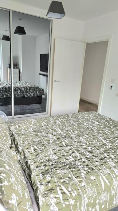 Appartamento 1 Bed By Wembley Stadium *